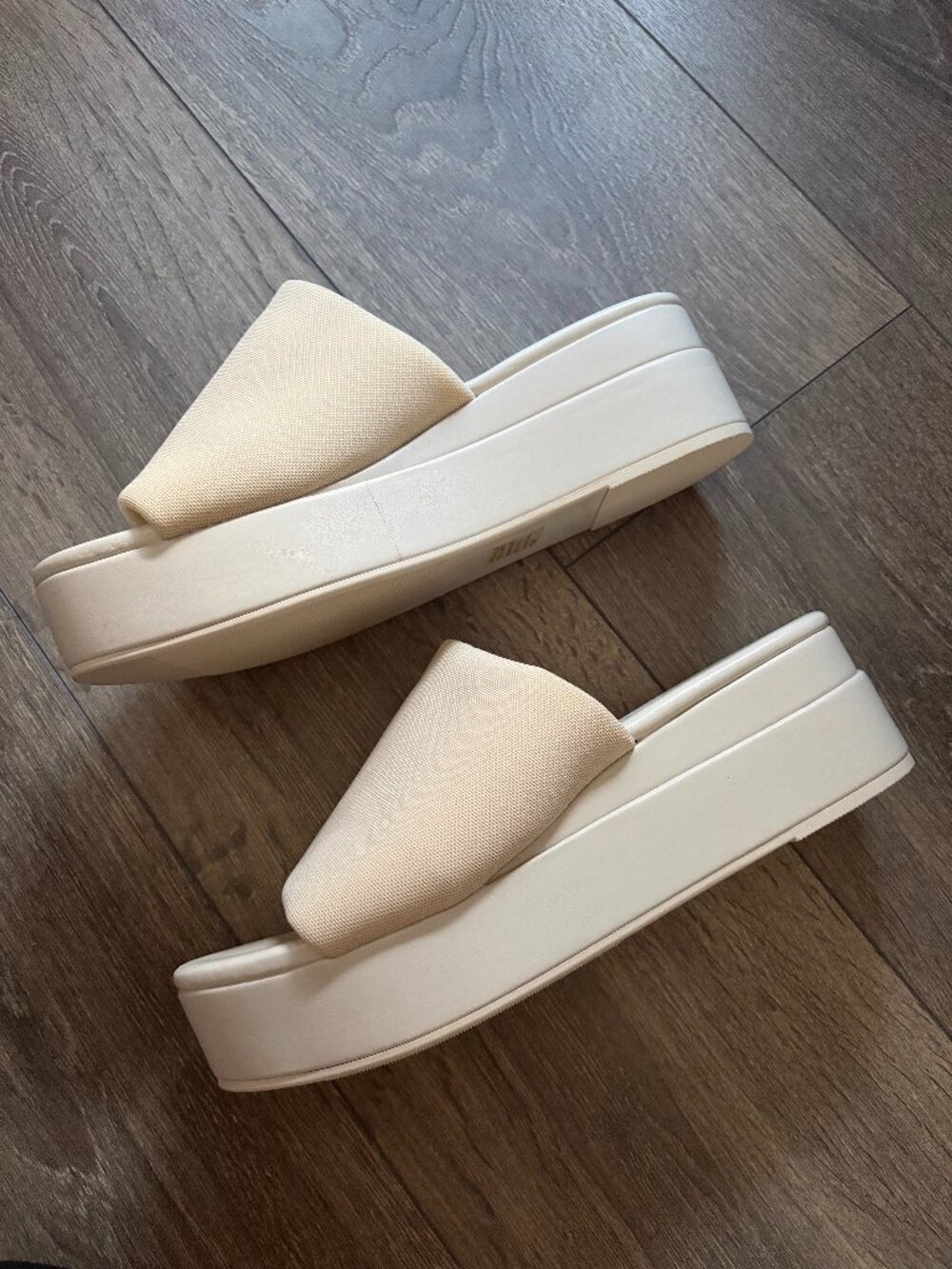 NWOT Steve Madden Slinky Platform Slide Sandals | Natural